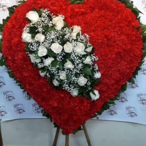 corazon de flores bello