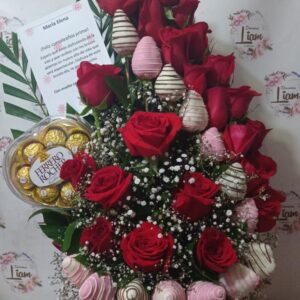 Arreglos con fresas y Flores