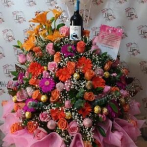 Rosas con vino en bello